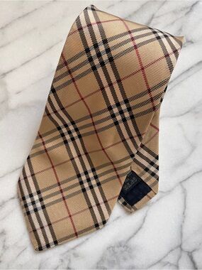 Classic Burberry Nova Check Tie with Black and Red Accents